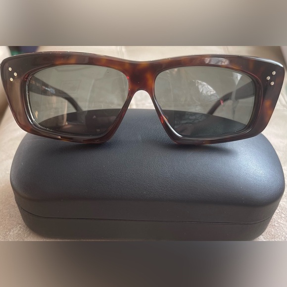 Brand New authentic Celine Bold 3 Dots Sunglasses model CL40259I in generic box - Picture 2 of 6